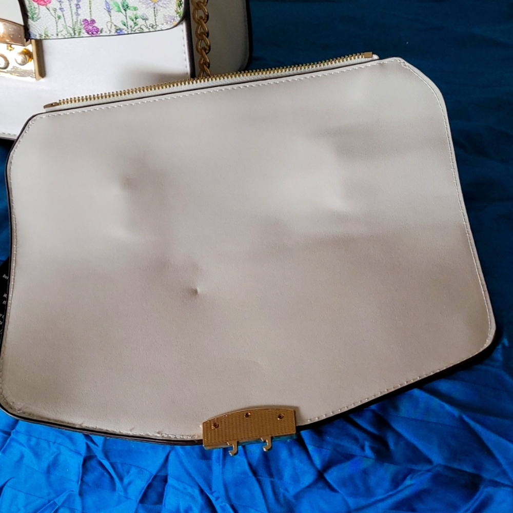 Purse - Picture 7 of 7